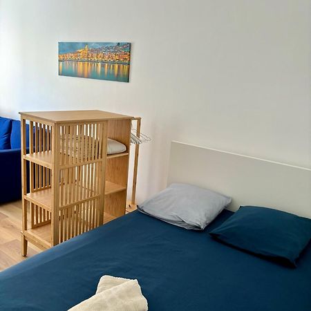 Studio 2 Etoiles A Menton Pour 4 Personnes エクステリア 写真
